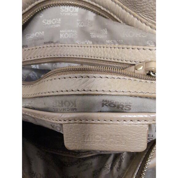 Michael kors Y2K chunky buckle duffle tan leather shoulder bag - Picture 9 of 13